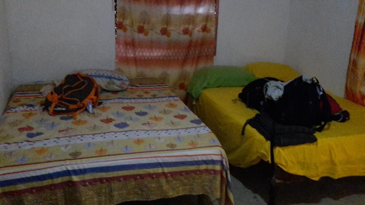 Holiday Home - Guest House 포트안토니오 외부 사진