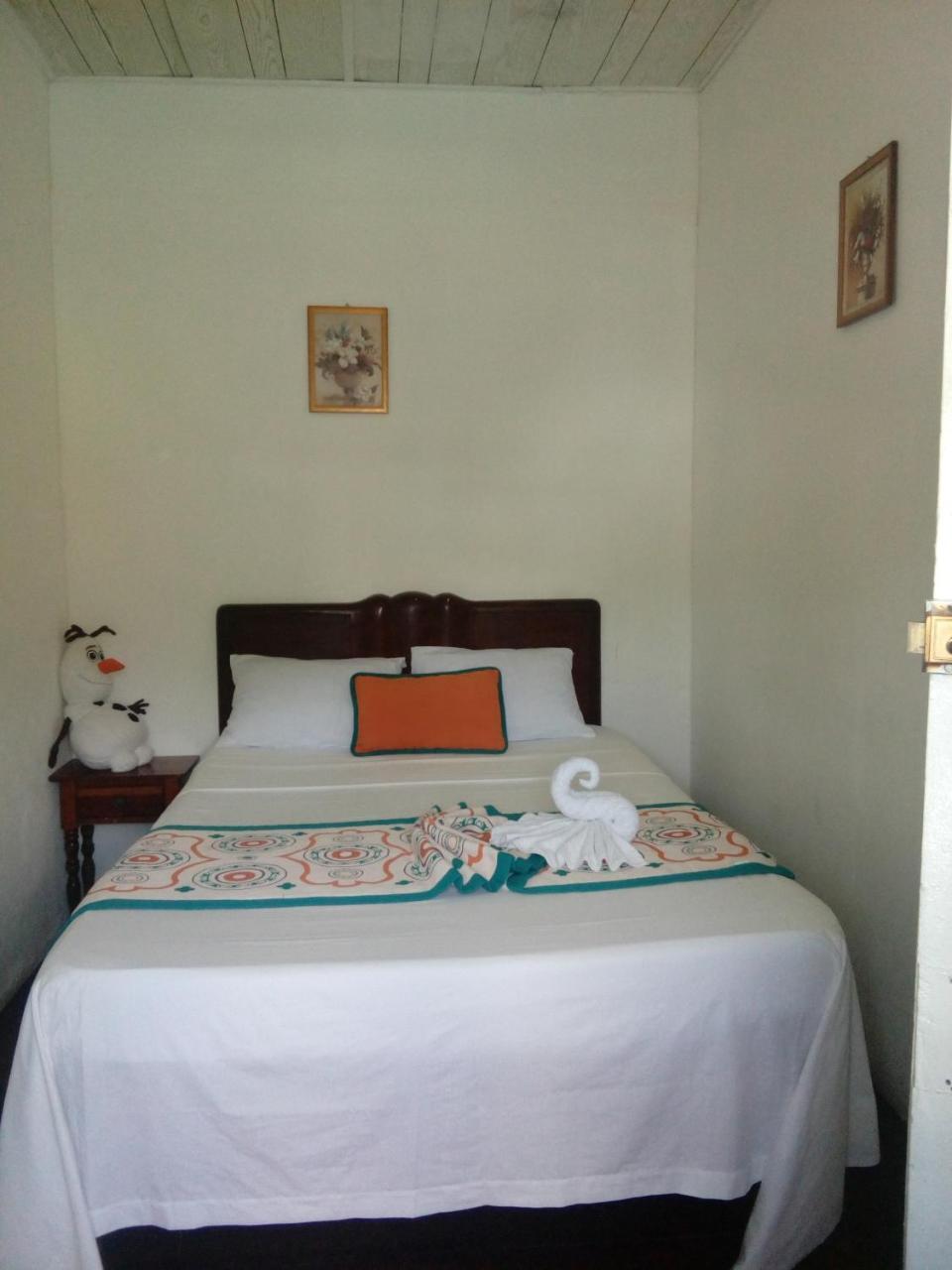 Holiday Home - Guest House 포트안토니오 외부 사진